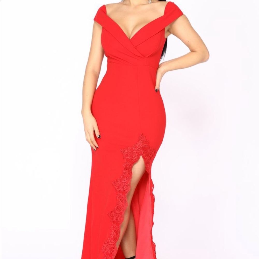 Red Dress - Picture 2 of 4
